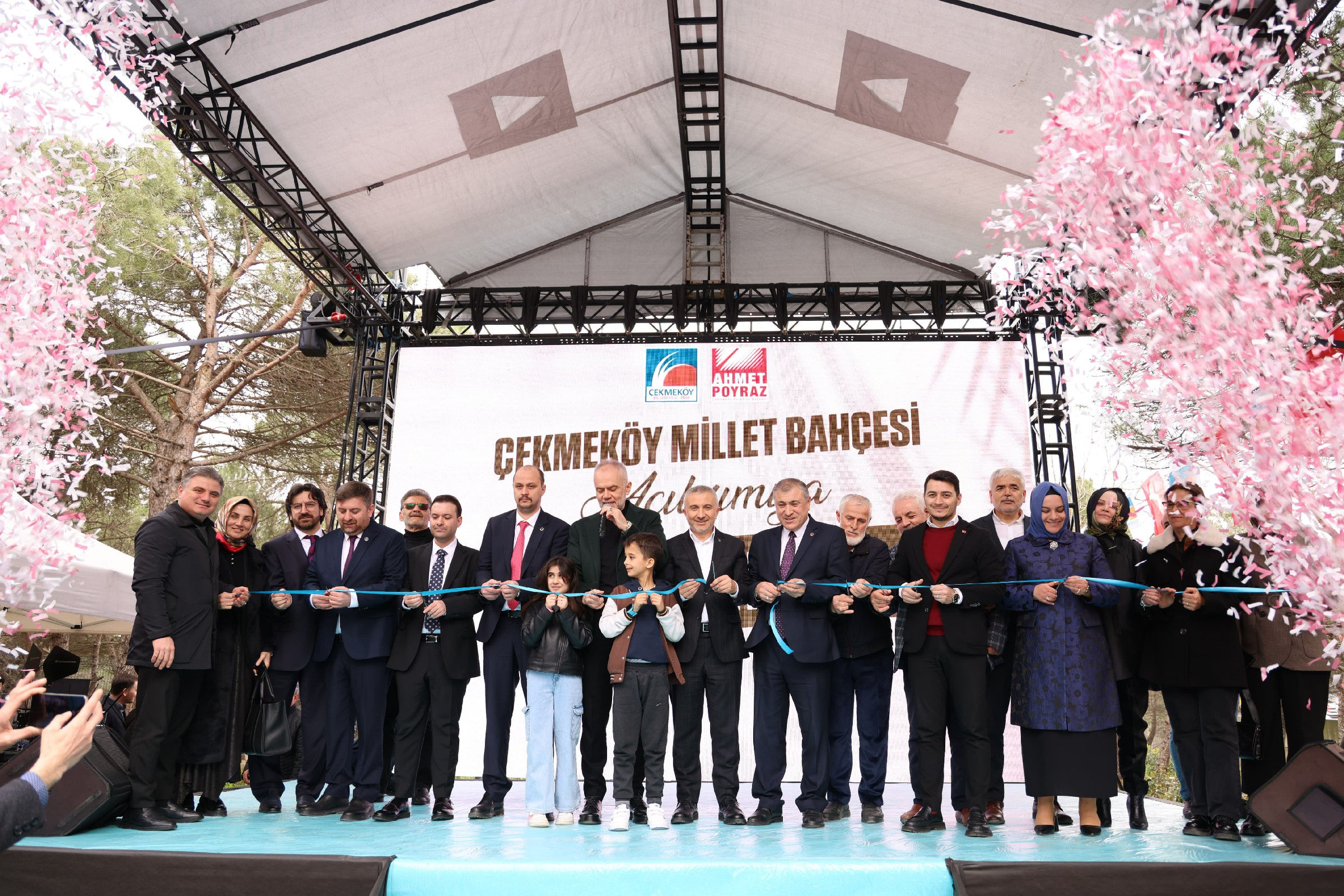 ÇEKMEKÖY MİLLET BAHÇESİ AÇILDI