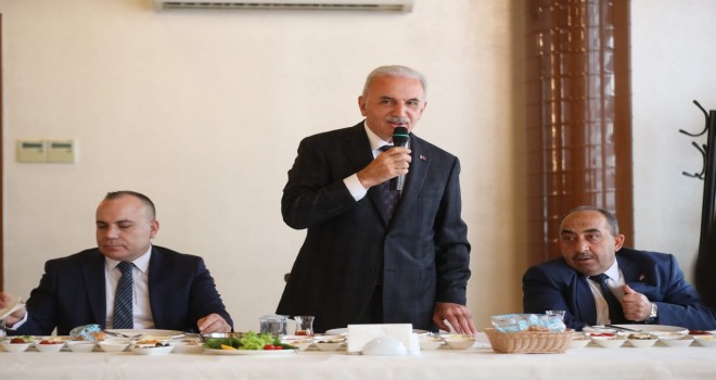 ÜMRANİYE'DE MUHTARLARA ÖZEL GÜN