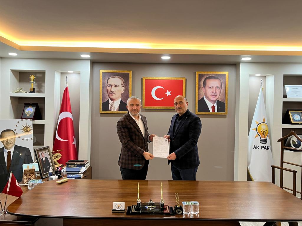 İŞ İNSANI AZİZ KAPICIOĞLU ADAY ADAYLIK BAŞVURUSUNU YAPTI İŞ İNSANI AZİZ KAPICIOĞLU ADAY ADAYLIK BAŞVURUSUNU YAPTI