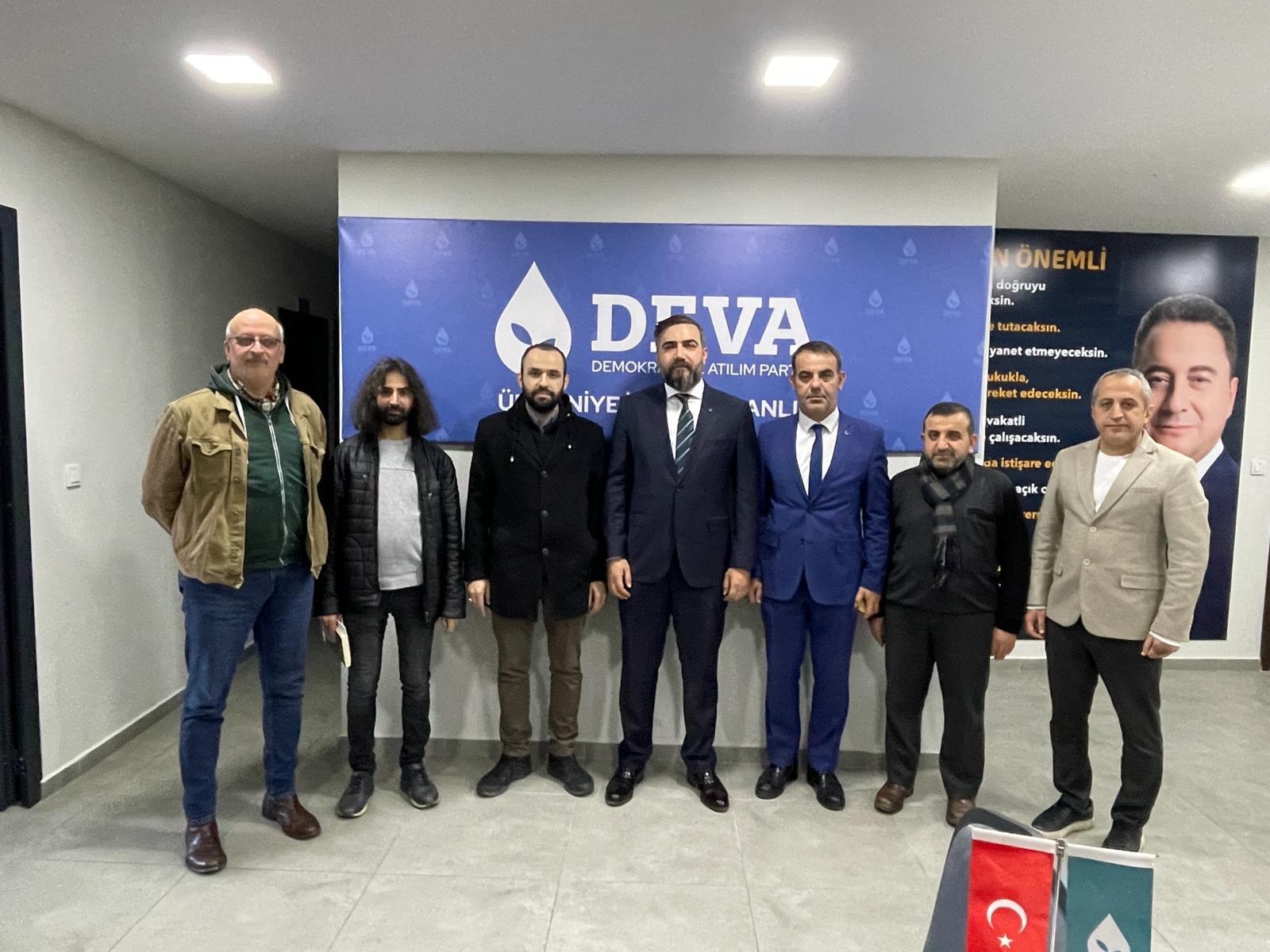 DEVA ÜMRANİYE BELEDİYE BAŞKAN ADAYI FAİK EREN BASINLA BULUŞTU