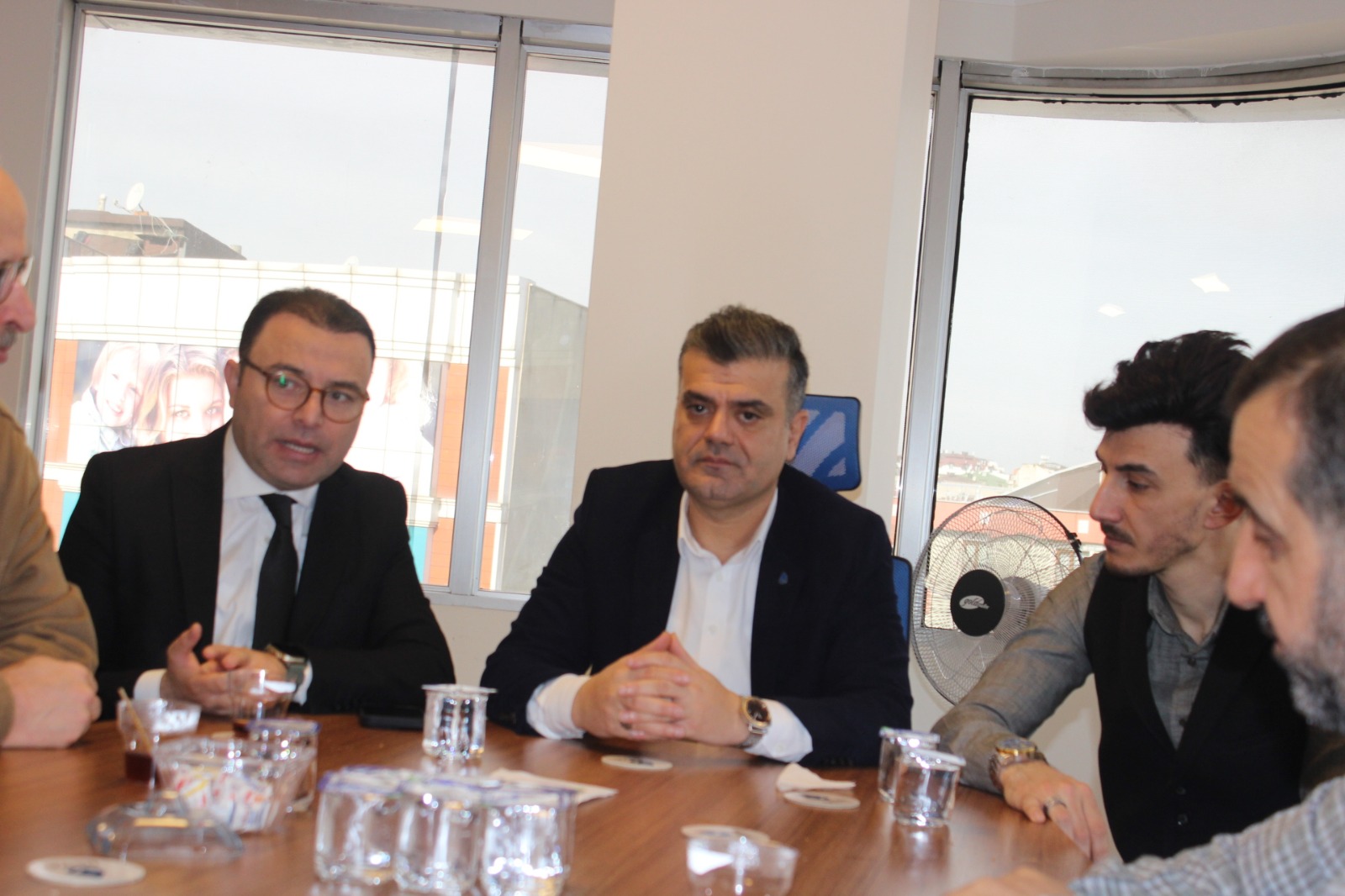 SUBAŞI “ÇEKMEKÖY’DE YEREL SEÇİMİN SÜRPRİZİ DEVA OLACAK”