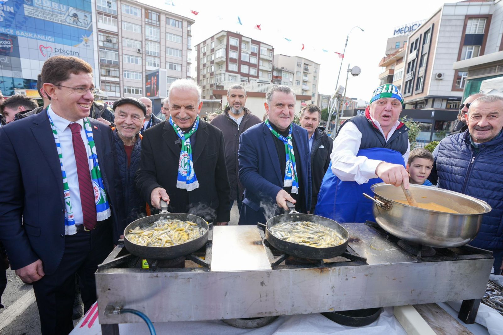 ÜMRANİYE’DE 9. HAMSİ VE KÜLTÜR FESTİVALİ DÜZENLENDİ