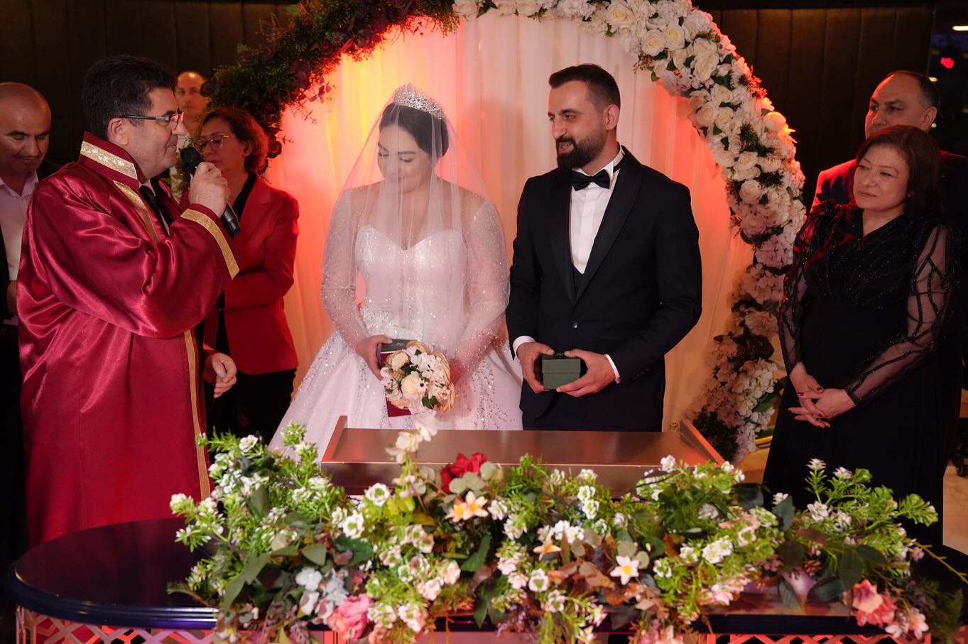 EVSEN VE YAĞCI AİLELERİNİN MUTLU GÜNÜ