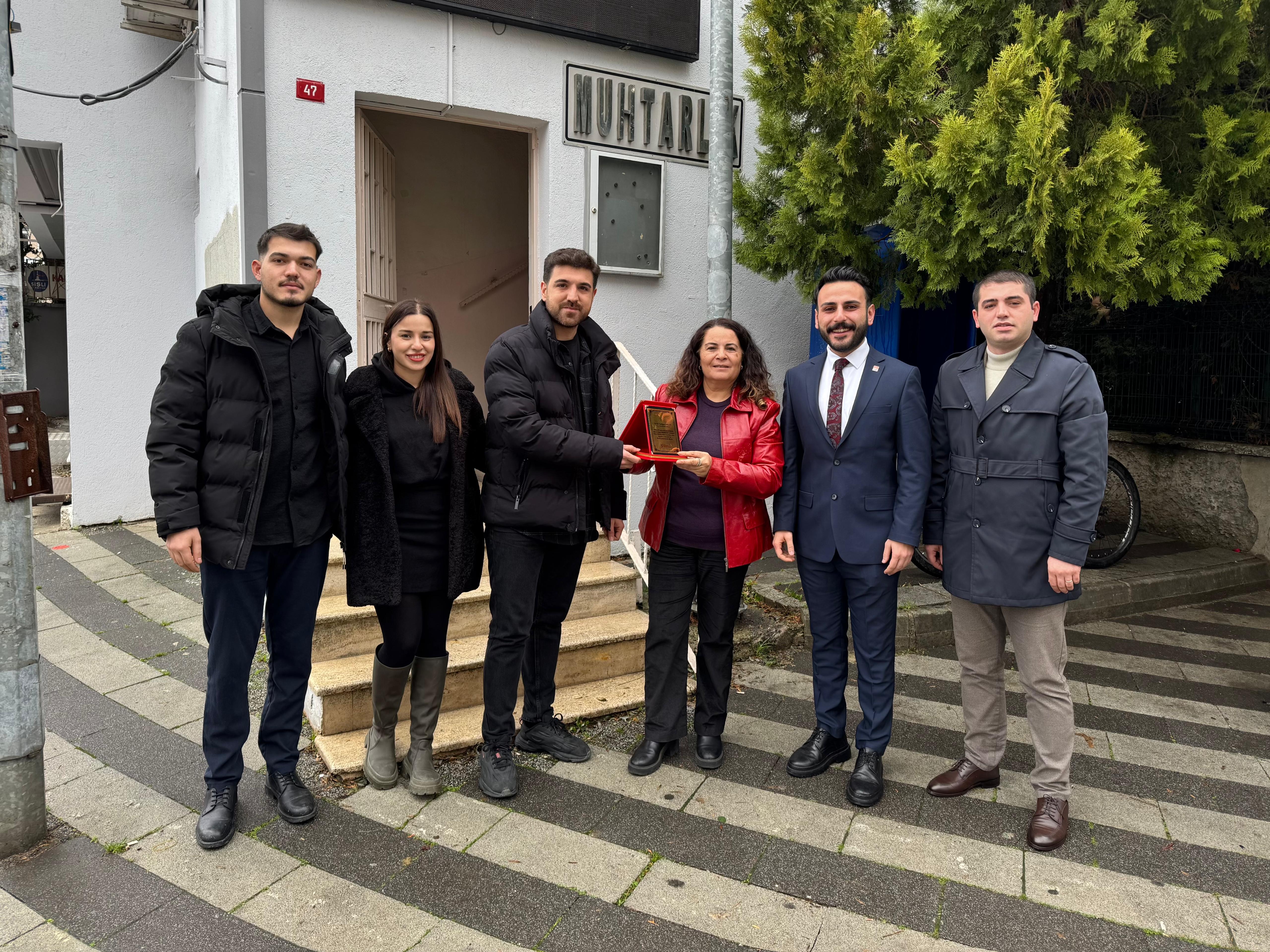 CHP Çekmeköy Gençlik Kolları, Muhtar Ziyaretleri Gerçekleştirdi CHP Çekmeköy Gençlik Kolları, Muhtar Ziyaretleri Gerçekleştirdi