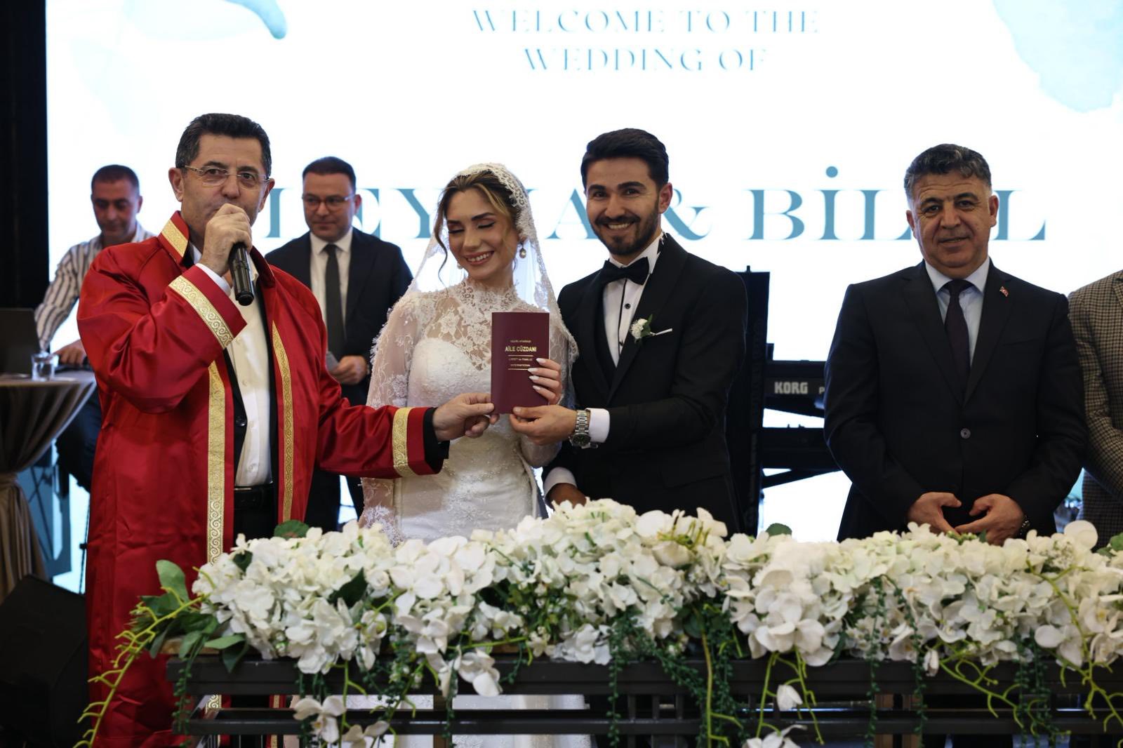 Çekmeköy’de Görkemli Nikah: Bilal Yılmaz ile Aleyna Güzelyurt ‘Evet’ Dedi