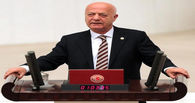 İSMET UÇMA VEFAT ETTİ