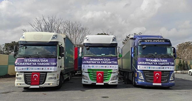 İBB UKRAYNALI SIĞINMACILARA YARDIM GÖNDERDİ İBB UKRAYNALI SIĞINMACILARA YARDIM GÖNDERDİ