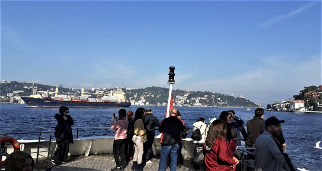 Ümraniyeli Öğretmenler Boğaz Turunda Buluştu