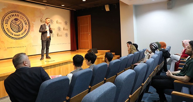 ESENLER RADYO AKADEMİSİ’NDE MEZUNİYET HEYECANI ESENLER RADYO AKADEMİSİ’NDE MEZUNİYET HEYECANI