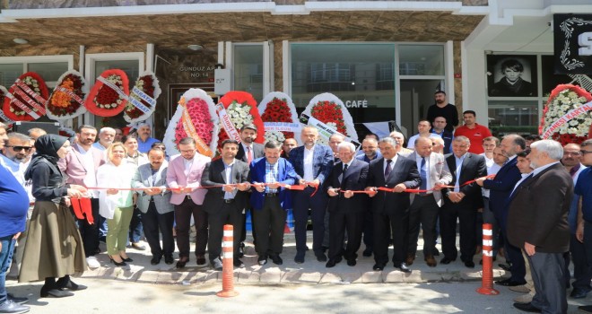 ÇEKMEKÖY ERZURUMLULAR DERNEĞİ'NDEN MUHTEŞEM AÇILIŞ