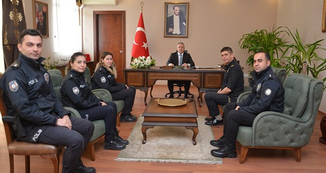 ÇEKMEKÖY KAYMAKAMI RESUL ÇELİK, 10 NİSAN POLİS HAFTASI’NI TEBRİK ETTİ ÇEKMEKÖY KAYMAKAMI RESUL ÇELİK, 10 NİSAN POLİS HAFTASI’NI TEBRİK ETTİ