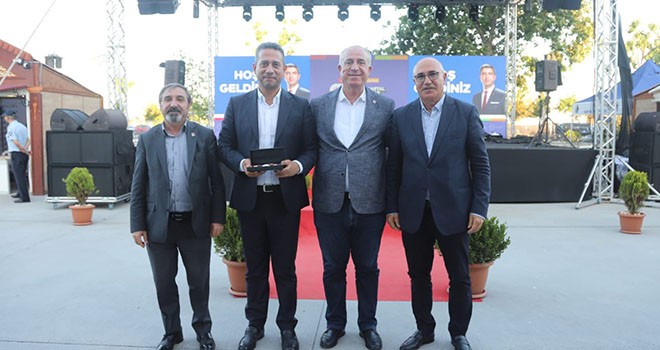 KARTAL’DA KİTAP FUARI’NA YOĞUN İLGİ KARTAL’DA KİTAP FUARI’NA YOĞUN İLGİ